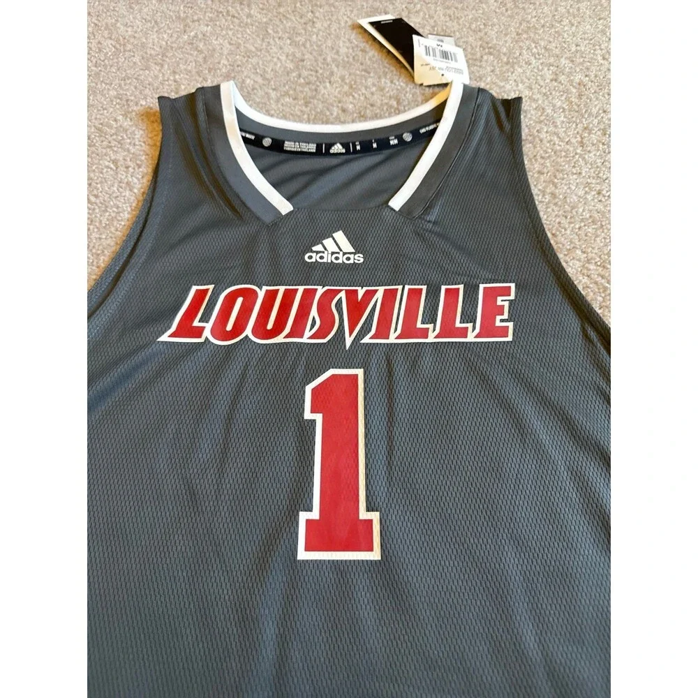 Louisville Cardinals NWT Adidas Men’s Basketball Jersey Size Medium